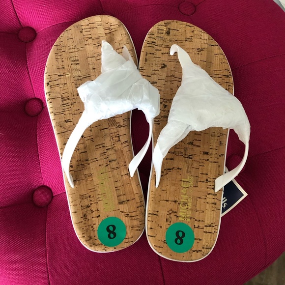 Michael Kors MK Charm Jelly PVC Flip Flop Sandal - Picture 5 of 7